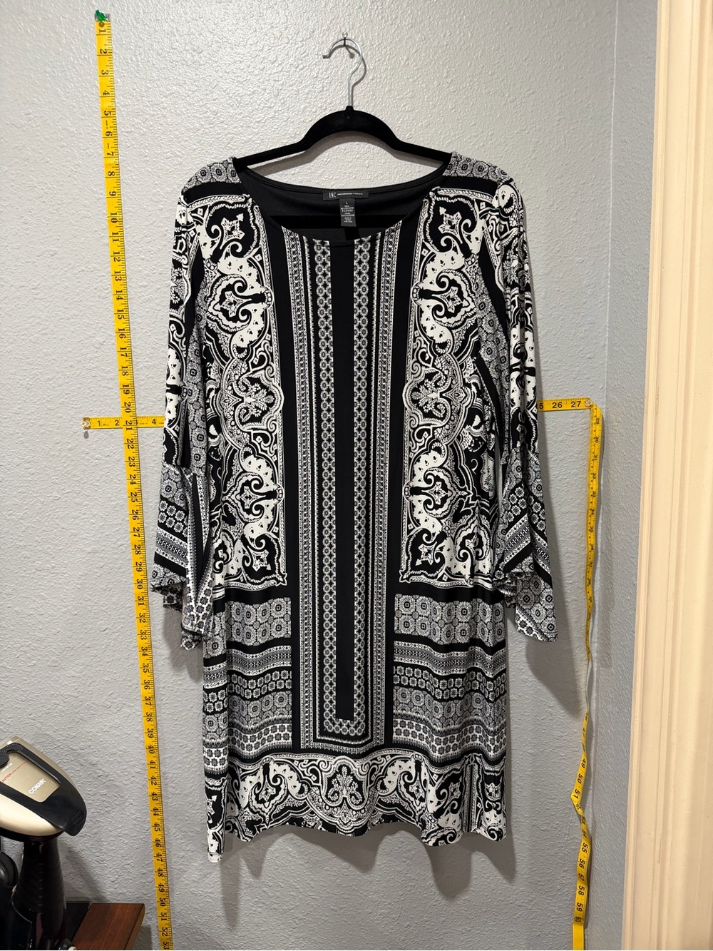 INC International Concepts Black White Printed Bell Sleeve Shift Dress Size Larg